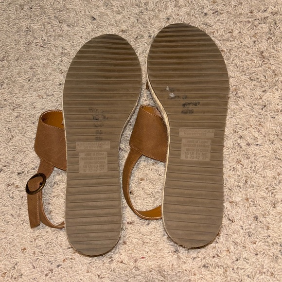 AE Espadrille Flatform Sandals - Picture 5 of 5